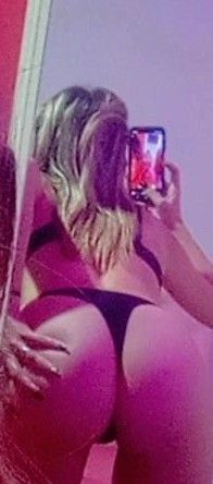 Julie Hard 