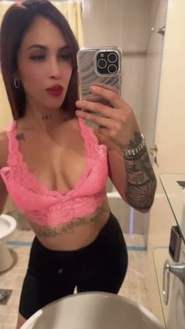 Martina Fox