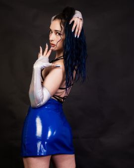 Azul