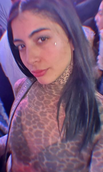 https://tecito.app/lalolita_26
Maiiii, para atender y complacer tus encantos, te comento que no cuento con lugar, atiendo autos 🚘 hoteles 🏨 & domicilio,
Te comento que organizo, fiestas despedidas de soltero. Junto con amigas🔥
🖤 contenidos ❌ ❌ ❌

https://tecito.app/lalolita_26
No solo eso también cuento con amigos 🏳️‍🌈 que es muy dispuesto a todo.