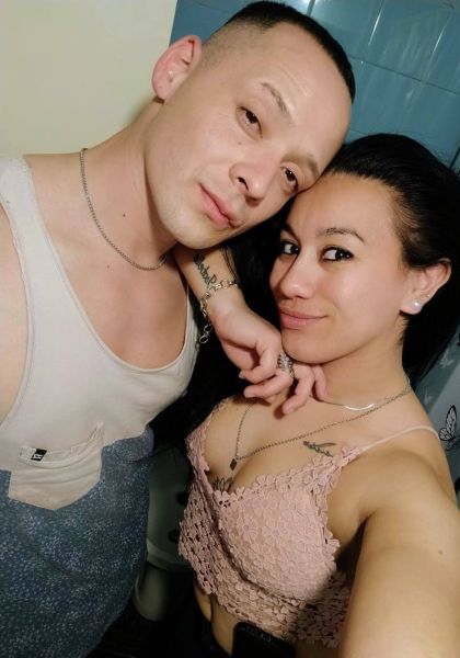 Somos una pareja Exclusiva,real, dispuestos a ofrecer un buen climax,a disposicion para una buena noche libre a tu gusto,encuentros reales y divertidos.total discreción y respeto 