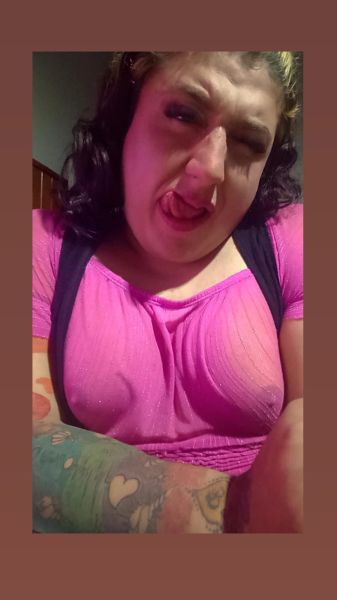 Soy una chica Trans de 25 añitos 
Que recién empiezo querés verme y llevarte una buena chupada de pija hablame y coordinamos vs fíjate mi corazón mándame y arreglamos 
‼️no cuento con lugar ‼️
Realizó los servicios en auto o Hotel 