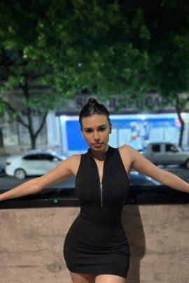 Zoe
