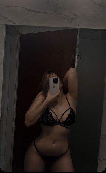 Escorts Nicole in General Paz