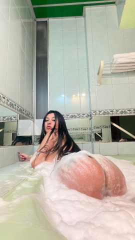 Mia
