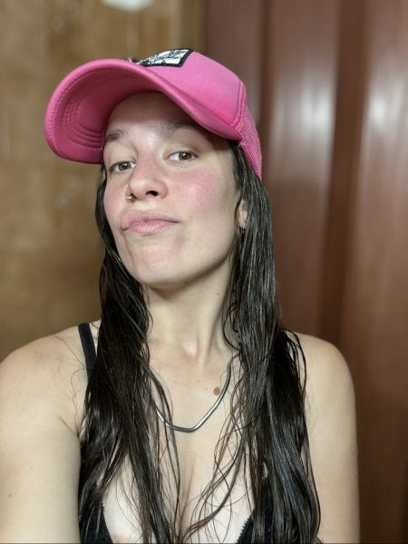 BUENA ONDA Y UNA NENA SÚPER DULCE 🔥😻
✨SOLO VIRTUAL✨
🤳Videollamadas
📲 Sexting
,❤️‍🔥fetiches-fantasias
📷 Fotos
🎥 Videos-videos personalizados
Y Mucho más 😈
