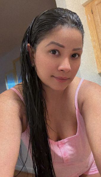 Hola chica latina disponible escribe al dm 