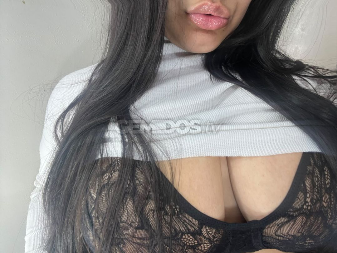 Mia