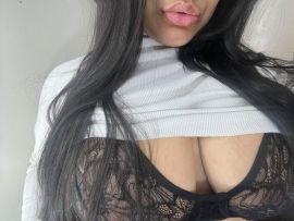 Mia