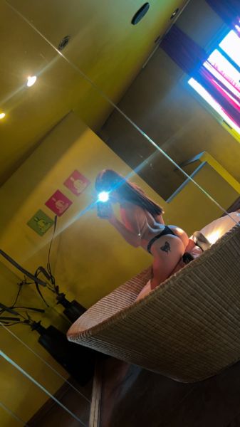 Hola amor soy Emily, si queres que te brinden un servicio único y inolvidable espero tu msj para que nos conozcamos❤️‍🔥🥰 
 solo hoteles. 💘 
