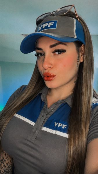 Hola amor ❤️ soy Mica  🥰🫣nuevita en la zona La verdadera playera de ypf atrevida de tus fantasías con ganas de pasar un momento agradable con vos !! la Gringa voluptuosa! Rubia de ojos claros,Con curvas q te van hacer disfrutar de mi cuerpo y del placer! Me destaco por mi buen servicio ,trato y por el mejor oral ! Soy cero arisca, disfruto de poder atenderte bien y darte un buen servicio para que disfrutemos los dos del placer ❤️‍🔥😍  me manejo con caballeros realmente interesados en mi servicio y en pasarla bien.   😘🔥