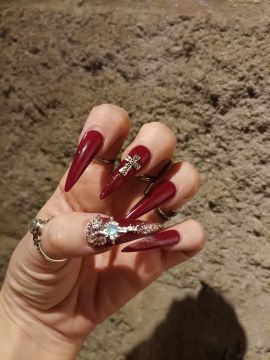 Cristal Low