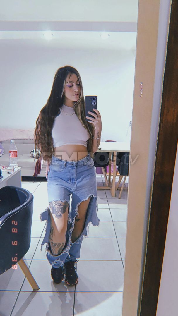 Cristal Low