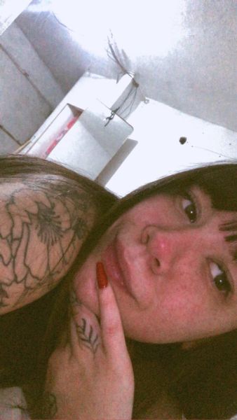 Hola mis amores soy nueva en la zona
Me encanta todo del sexo 
Espero siempre dar lo mejor de mi y que pasamos un buen rato de mucho amor 
Te espero en mi dpto para coordinar  
Venta de  packs para que me vallas conociendo ♡

Mi telegram 
t.me/Domi23nic
