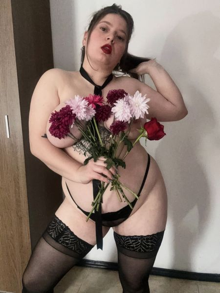 NO HAGO ENCUENTROS! SOLO VIRTUAL
SOLO SERVICIOS VIRTUALES!!!!!!!
Te calienta una rubia peligrosa?
Soy Julia la Reyna y Ama, UN ENCANTO NATURAL.😈
Especialista en vaciar pijas 🤤

.Videollamada de la reina 🥵
.Baile erótico🫦
.Sexting💦
.Videos y fotos😈
.Novia virtual ❤‍🔥
Vení a perderte entre mis ganas😻🔥
HABLAME Y JUGAMOS 🤭

NO HAGO ENCUENTROS! SOLO VIRTUAL
MI TELEGRAM: @Julittta25