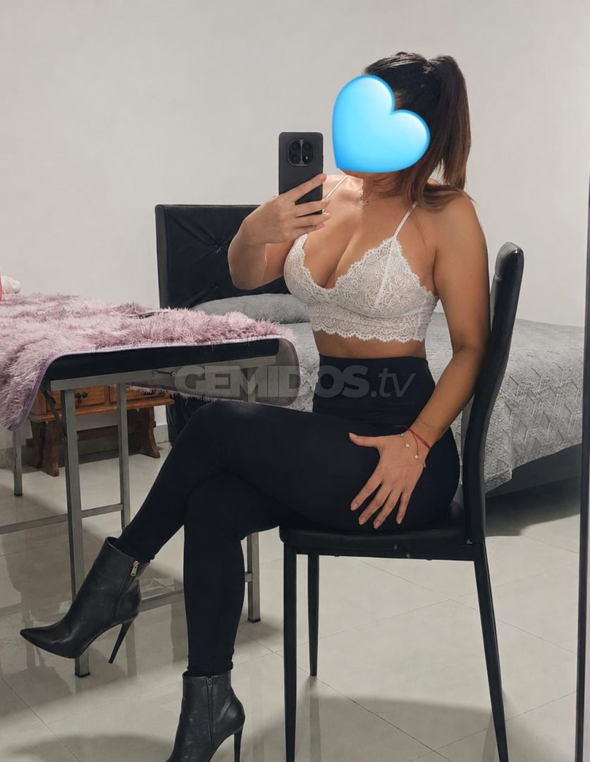 Mia